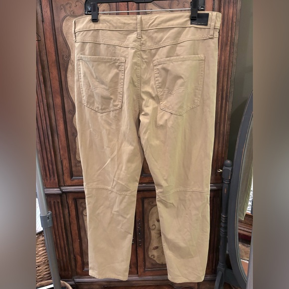 American Eagle Men’s Active Flex Khaki Chino Pants – Size 34x30 - Picture 6 of 6